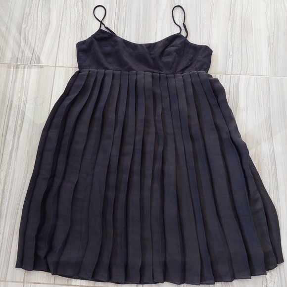 BCBGeneration  Babydoll Black Pleated Strappy Mini Dress (Size M) - Picture 2 of 8